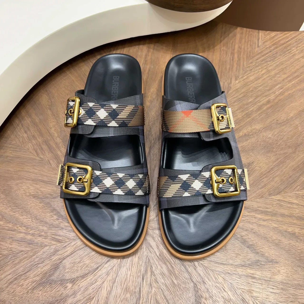 Burberry Knight Check Strap Casual Sandals 13
