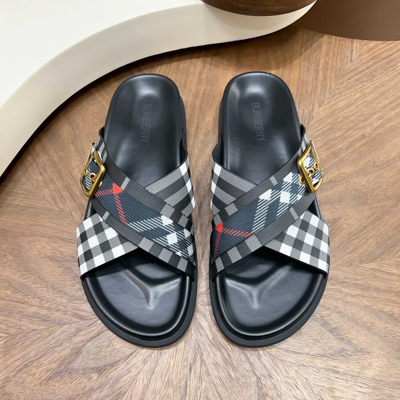 Burberry Knight Check Strap Casual Sandals 17