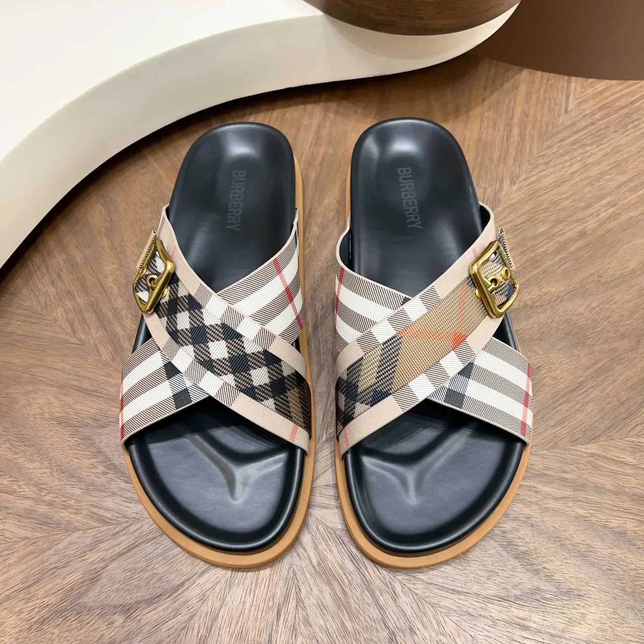 Burberry Knight Check Strap Casual Sandals 18