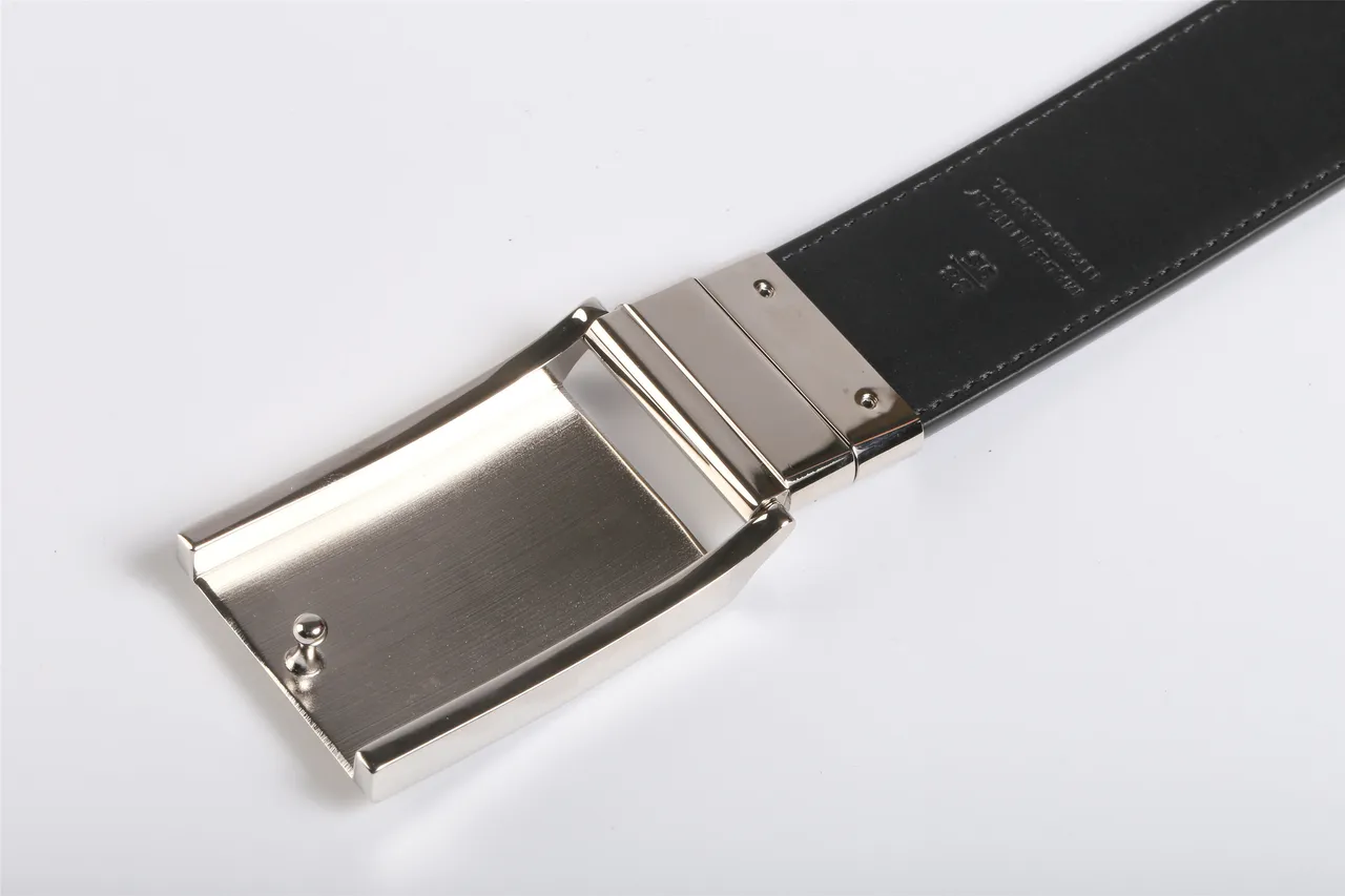 Burberry Knight Gray Black Geometric Check Leather Belt 3
