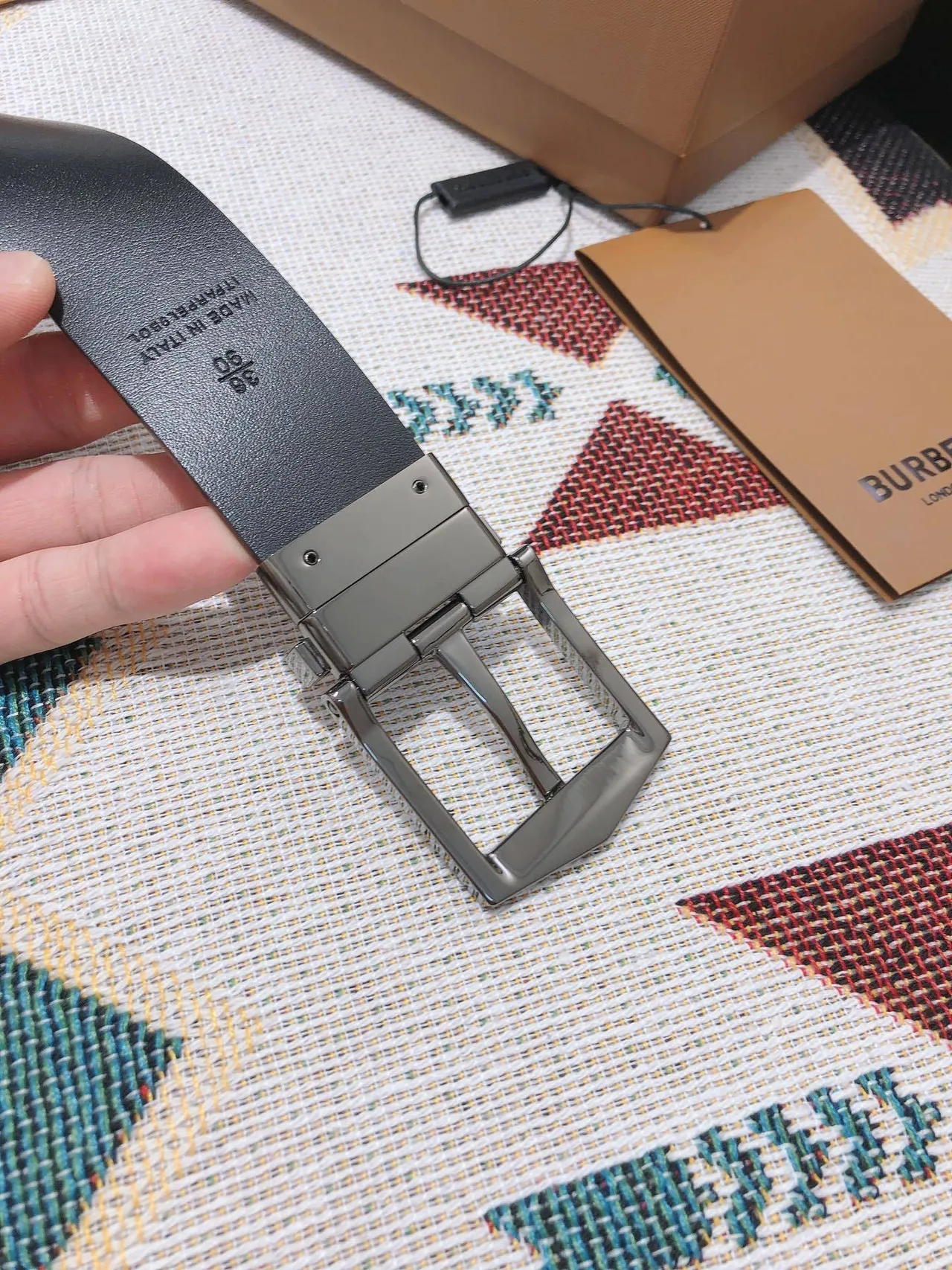 Burberry Knight Reversible Black Leather Belt 5