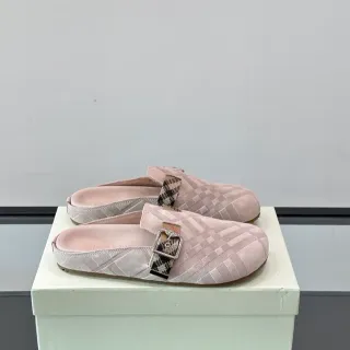 Burberry Lola गुलाबी भूरी क्विल्टेड बास्केटवेव सुड हाउस चेक पट्टा कैजुअल जूते
