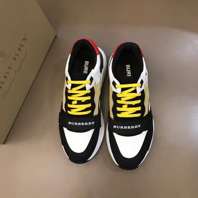 Burberry Lola Blanc et Noir Semelle Chunky Panneau Tissu à Carreaux Lifestyle Sneakers 6