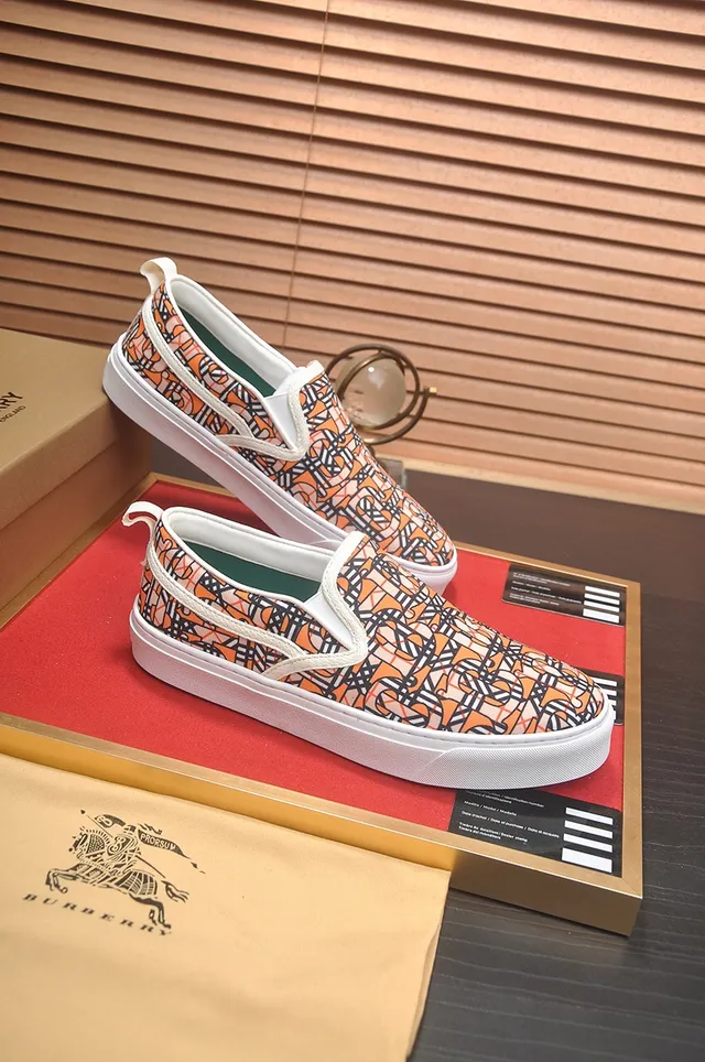 Burberry কমলা সাদা স্লিপ-অন মনোগ্রাম-প্রিন্ট লাইফস্টাইল স্নিকার্স 3