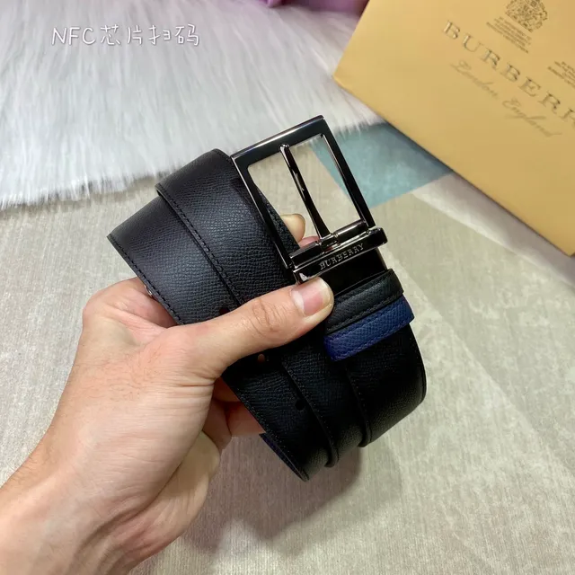 Burberry দ্বিমুখী কালো ও নৌনীল grain লেদার বেল্ট 8