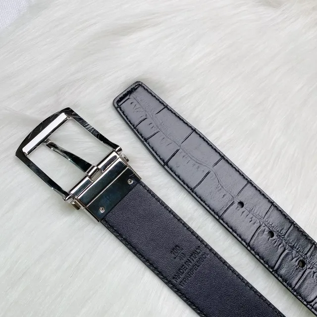 Burberry Reversible Crocodile et Alligator Embossé Ceinture en Cuir Noir 3