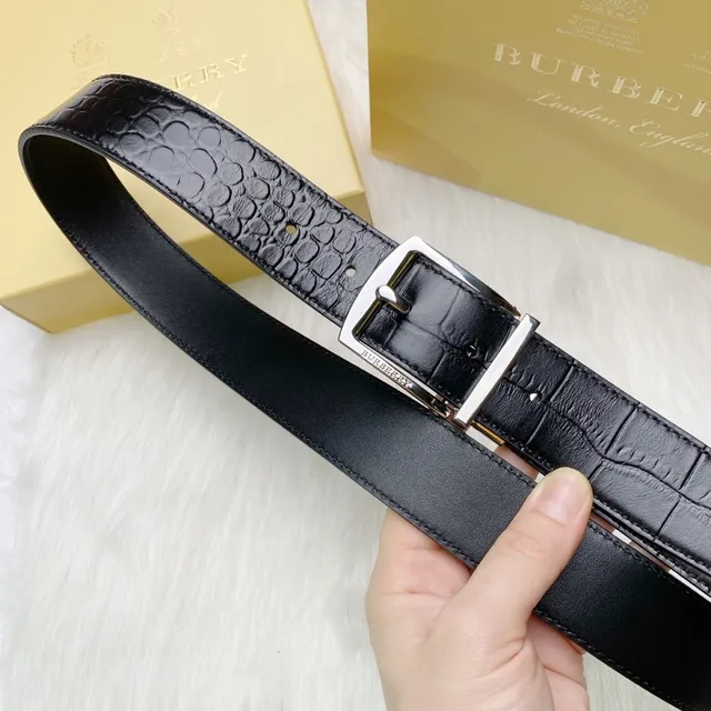 Burberry Reversible Crocodile et Alligator Embossé Ceinture en Cuir Noir 4