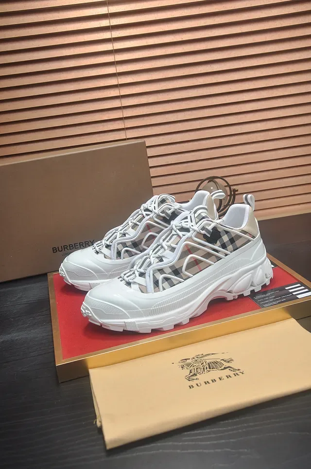 Burberry White Beige Sole Check-Pattern Upper Chunky Sneakers 4