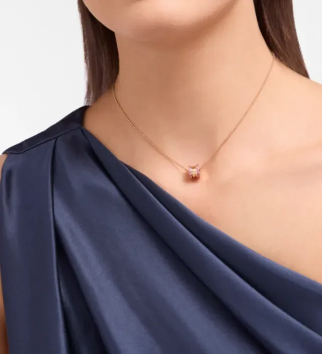 Bvlgari B.zero1 Collier pendentif cylindrique en gemme rose 9