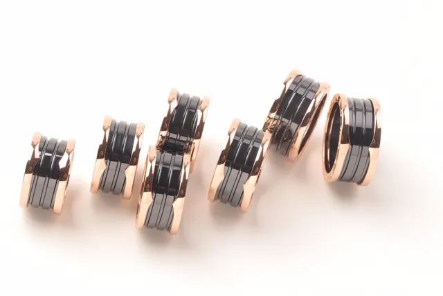Bvlgari B.zero1 Rose Gold and Black Ceramic Rotating Ring 4