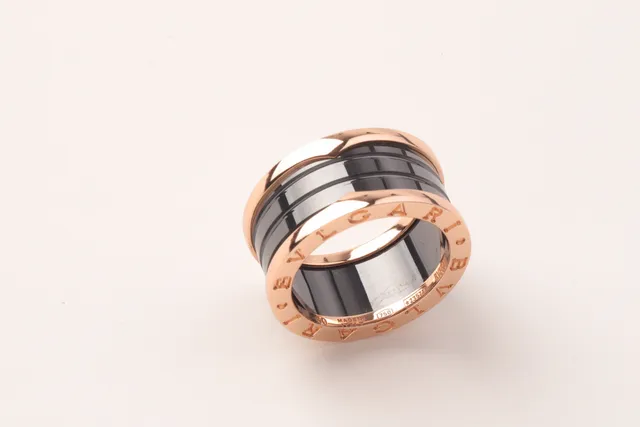 Bvlgari B.zero1 Rose Gold and Black Ceramic Rotating Ring 8