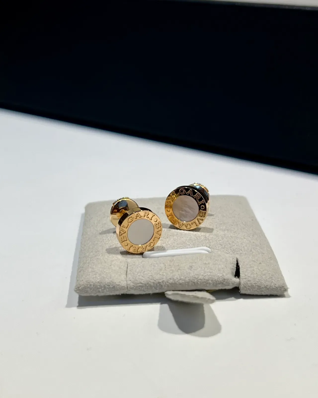 Bvlgari B.zero1 Round White Ceramic and Gold-Tone Stud Earrings 4