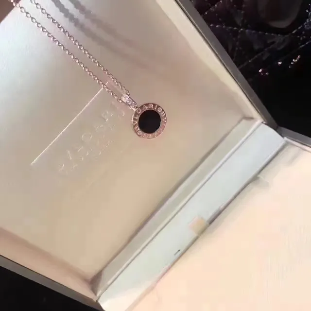 Bvlgari B.zero1 فضي أسود دائري Logo-Engraved قلادة مركز حجر كابوشون 3