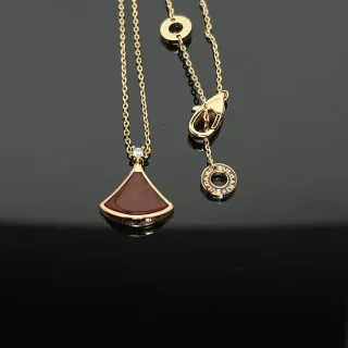 Bvlgari Diva's Fan Red Agate and Diamond Pendant Necklace