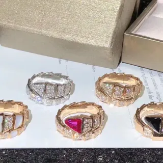Bvlgari Divas’ Dream জ্যামিতিক Pavé ডায়মন্ড এবং স্টোন ইনলে রিং