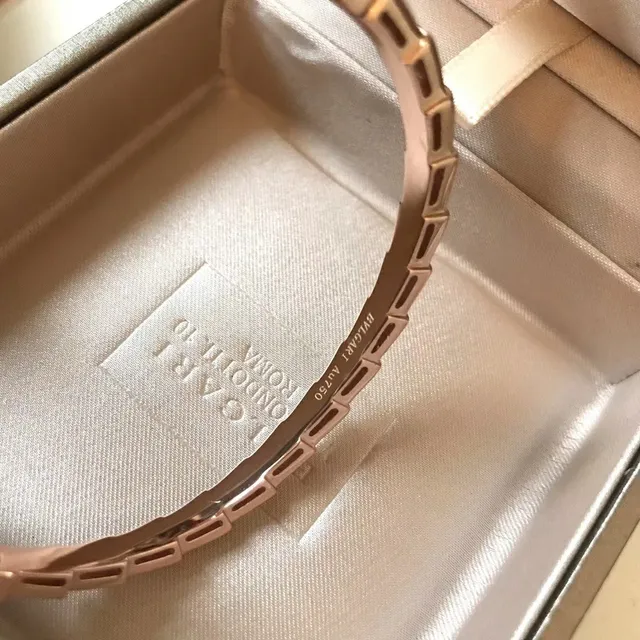 Bvlgari জ্যামিতিক গোলাপী সোনা মাতৃশঙ্খ এবং Pavé ব্রেসলেট 8