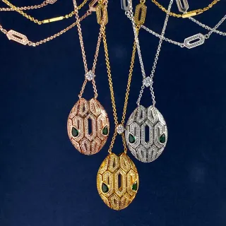 Bvlgari Gold Green Geometric Lattice Pendant Diamond-Pavé Setting Necklace
