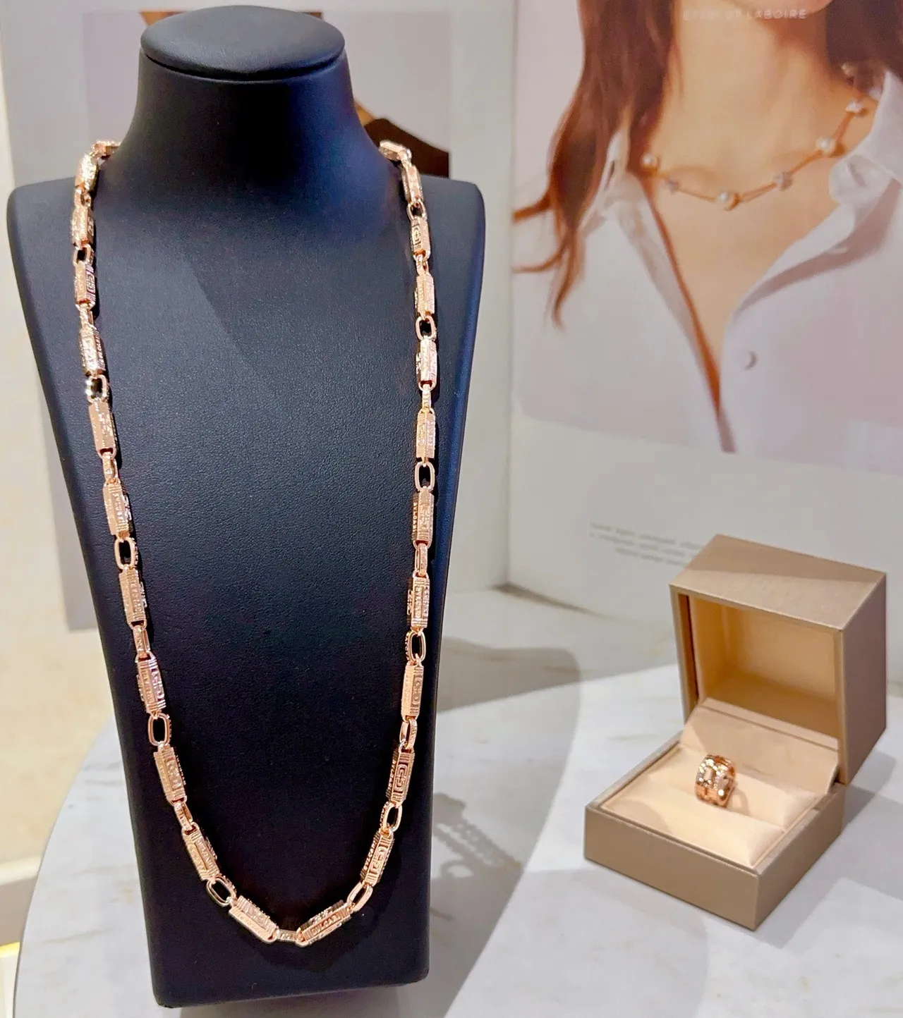 Bvlgari Gold Silver Rectangular-Link Chain Pavé-Set Stones Necklace 7