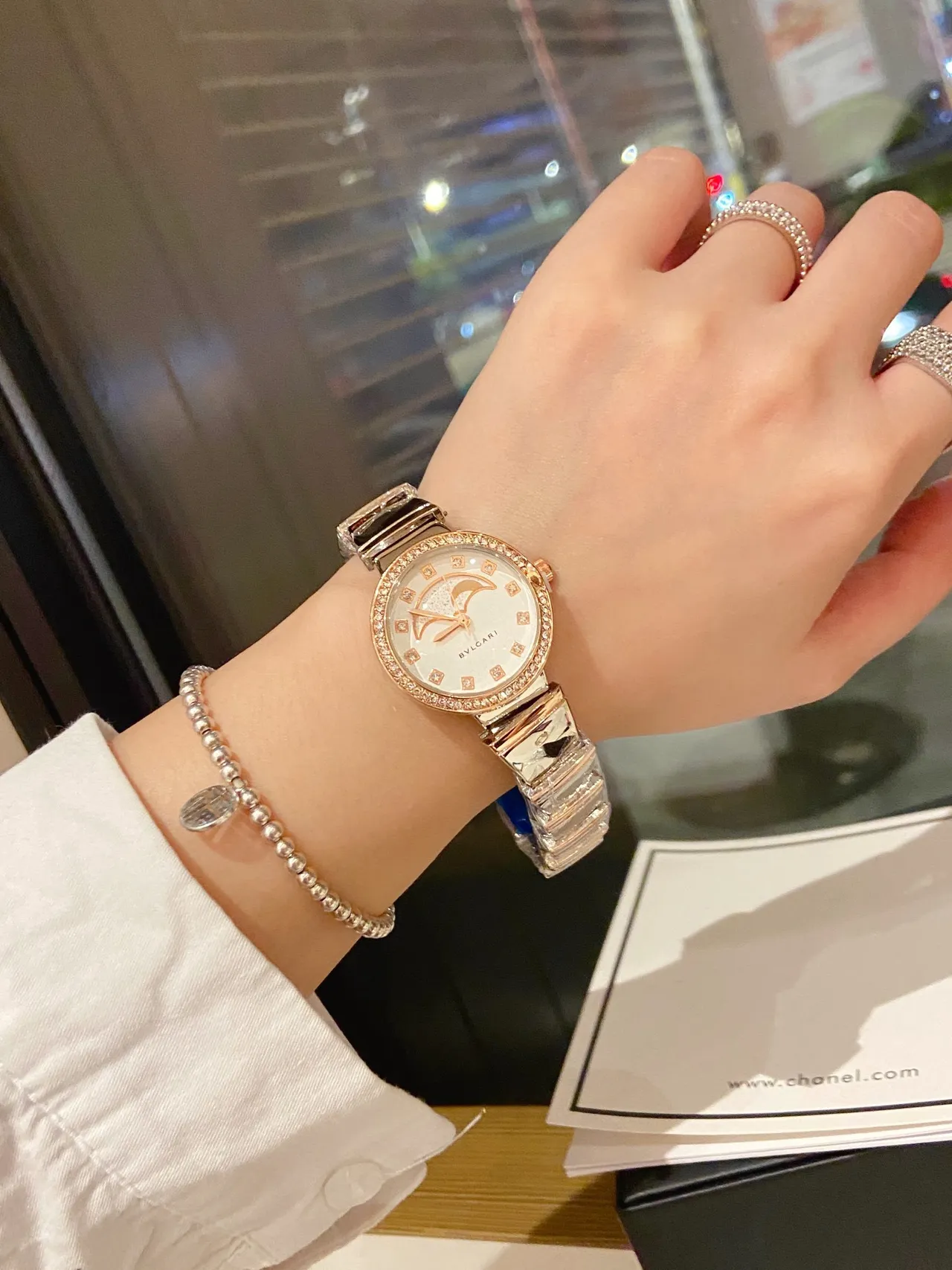 Bvlgari Ouro Branco Fase Lunar Dial Bisel Cristal Quartz Relógio 8