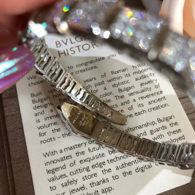 Bvlgari Serpenti سوار ثعبان مفصلي ببلور الماس 6