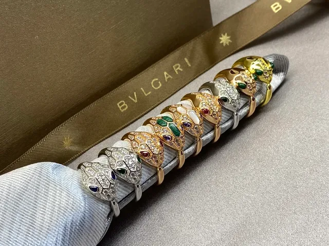 Bvlgari Serpenti Snake-Head Pavé Diamond and Gemstone Bagues 2