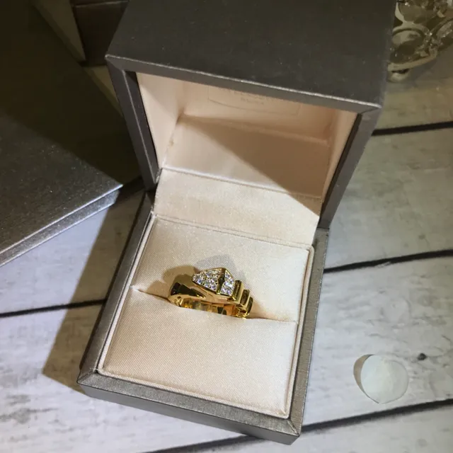 Bvlgari Serpenti Viper Pavé Diamond त्रिकोणीय सिर की अंगूठी 4