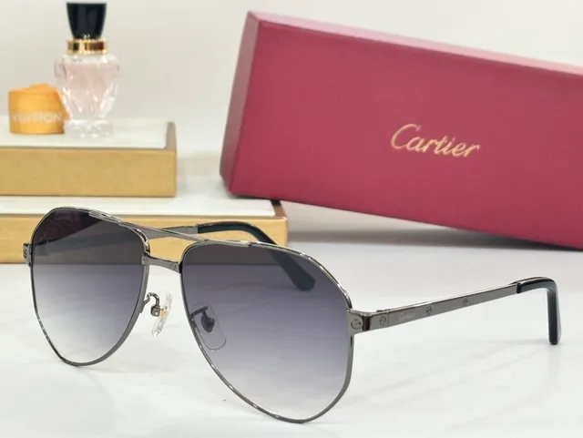 Cartier Aviator-Style Gradient Lens Sunglasses 7