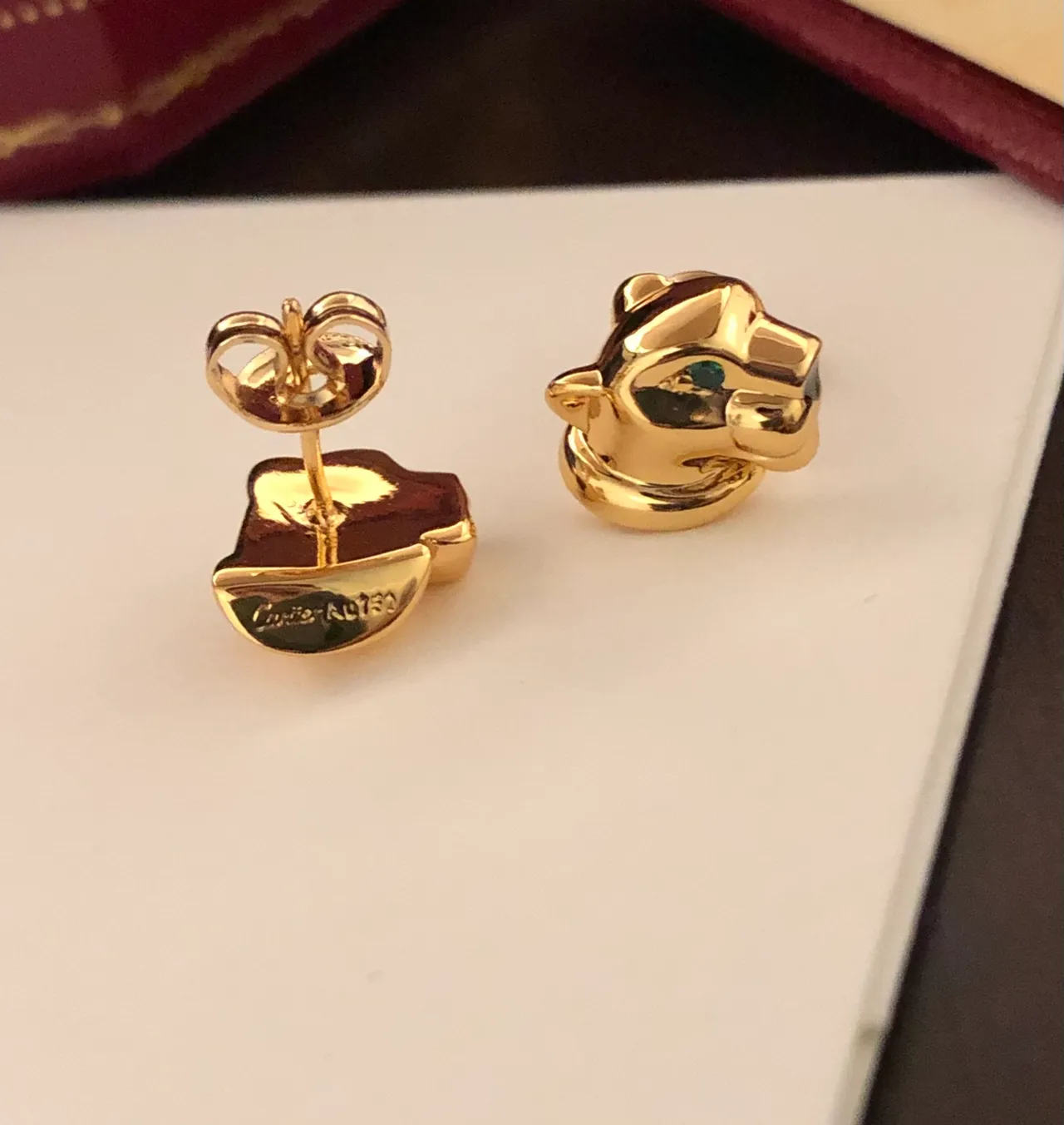 Cartier Collier en Or Motif Panthère Verte Forme Sculpturale 6