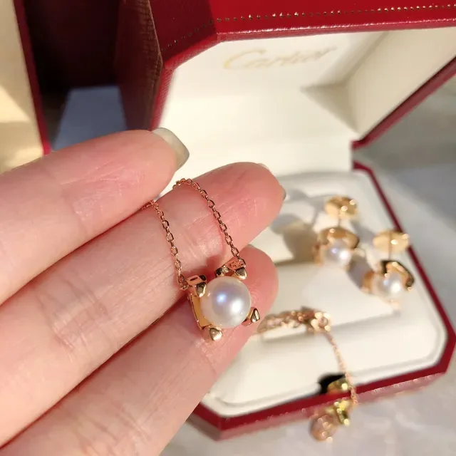 Cartier Gold White Rose Chain Single Cultured Pearl Necklace 2