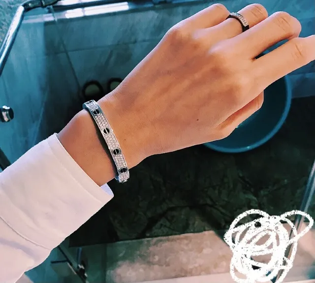 Cartier Juste un Clou Pavé Diamants Bracelet Vis Noir 4