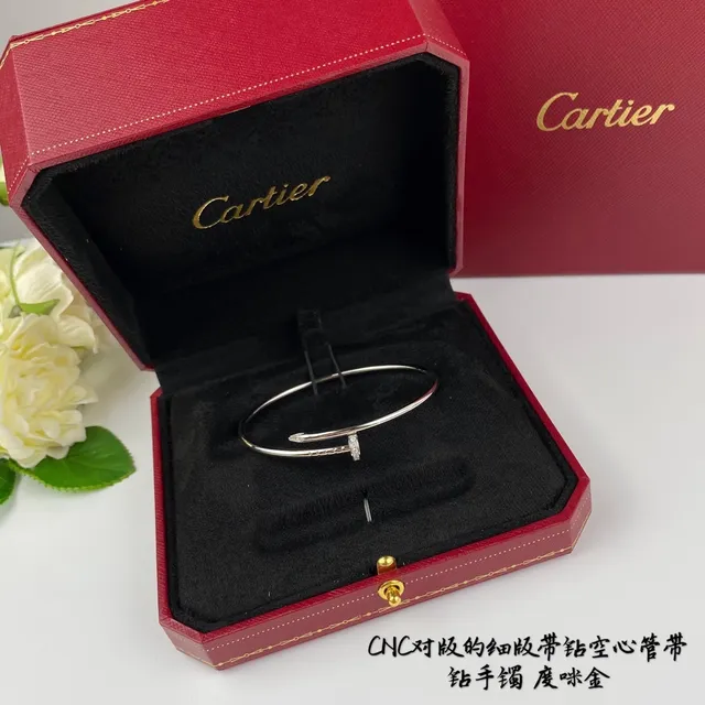 Cartier Juste un Clou Pavé-Motif Clou Diamant Bracelets Tubulaires 7