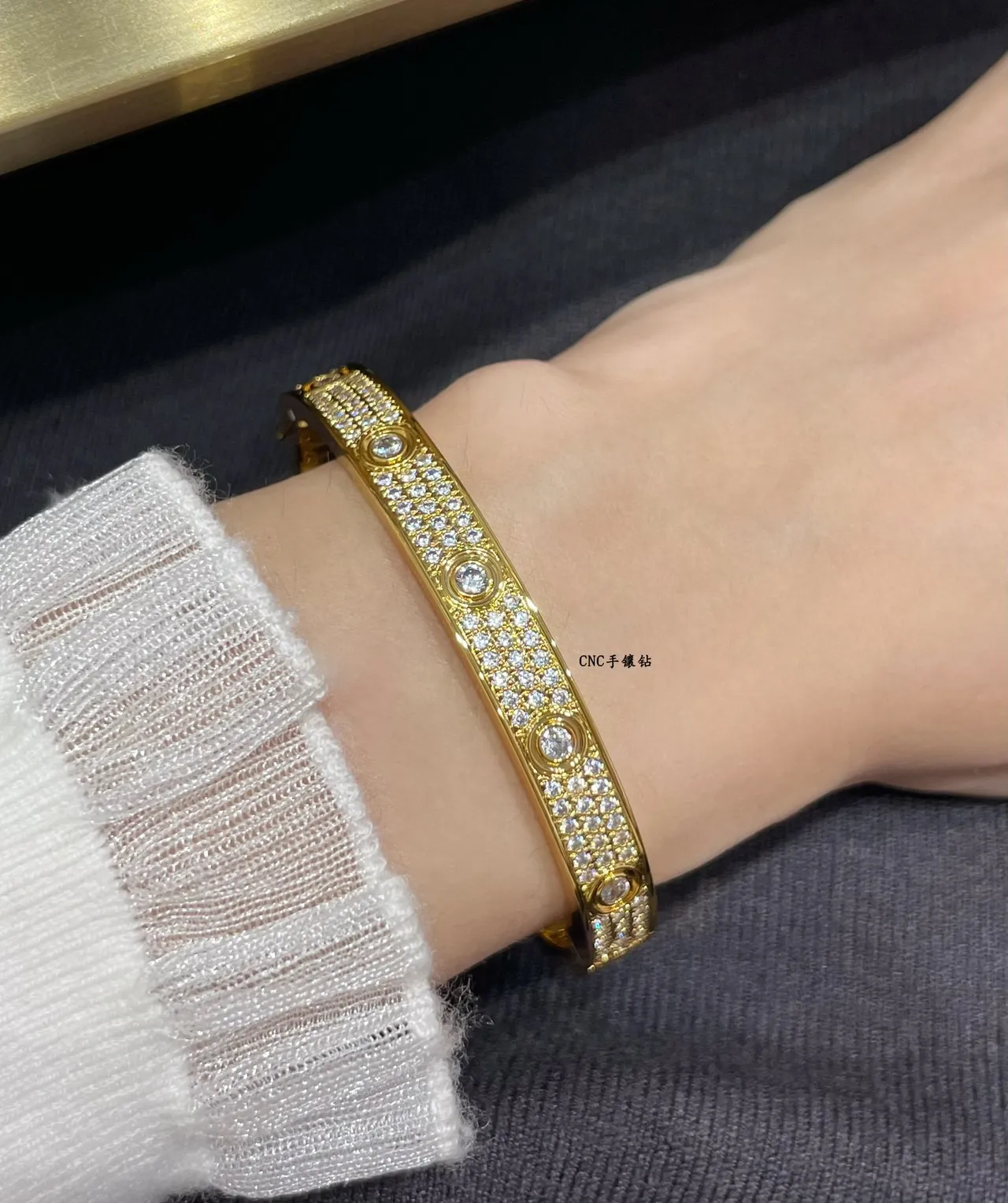 Cartier Juste un Clou Pavé Diamond কঠিন ব্যাঙ্গেল ব্রেসলেট 8