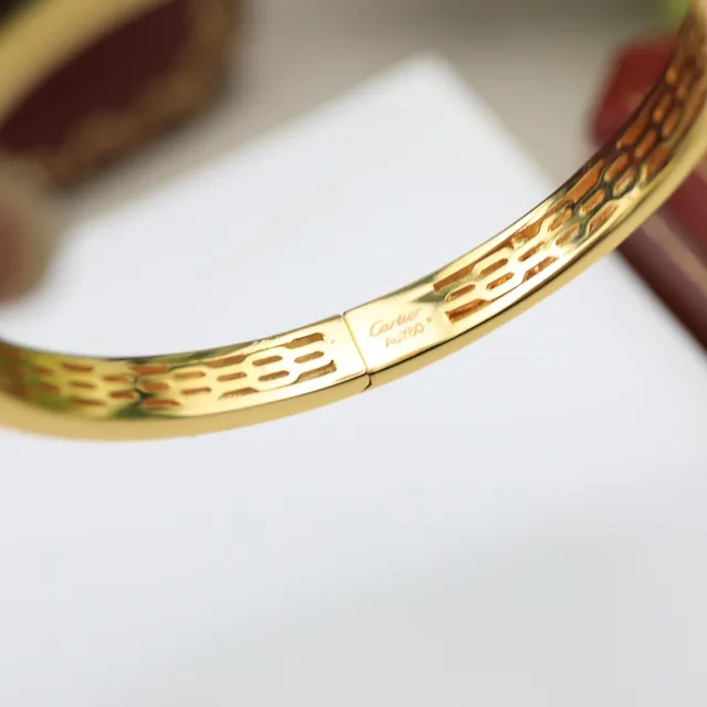 Cartier Panthère Pulseira com cabeça de pantera de ouro e esmalte preto 3
