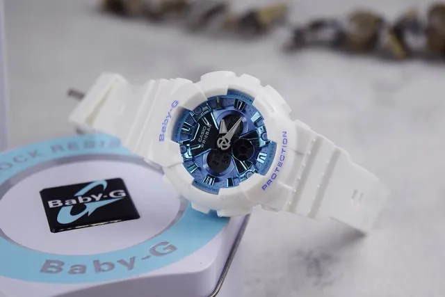 Casio Baby-G Blanc et Bleu Montre Sport Analogique-Digitale 5