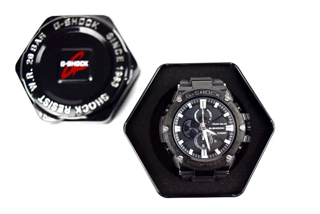 Casio Black White 耐用树脂结构 螺丝固定表圈 手表 5