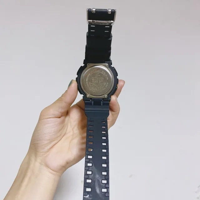 Casio G-Shock GA-100 Relógio Esportivo Preto e Dourado 5