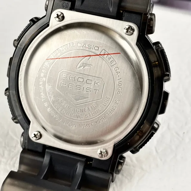 Casio G-Shock GA-110 Montre sportive translucide gris fumé 2
