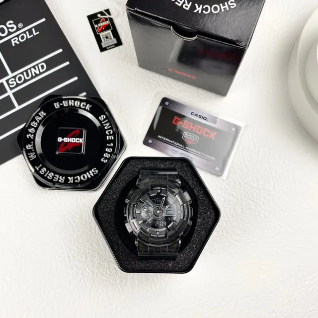 Casio G-Shock GA-110 Montre sportive translucide gris fumé 6