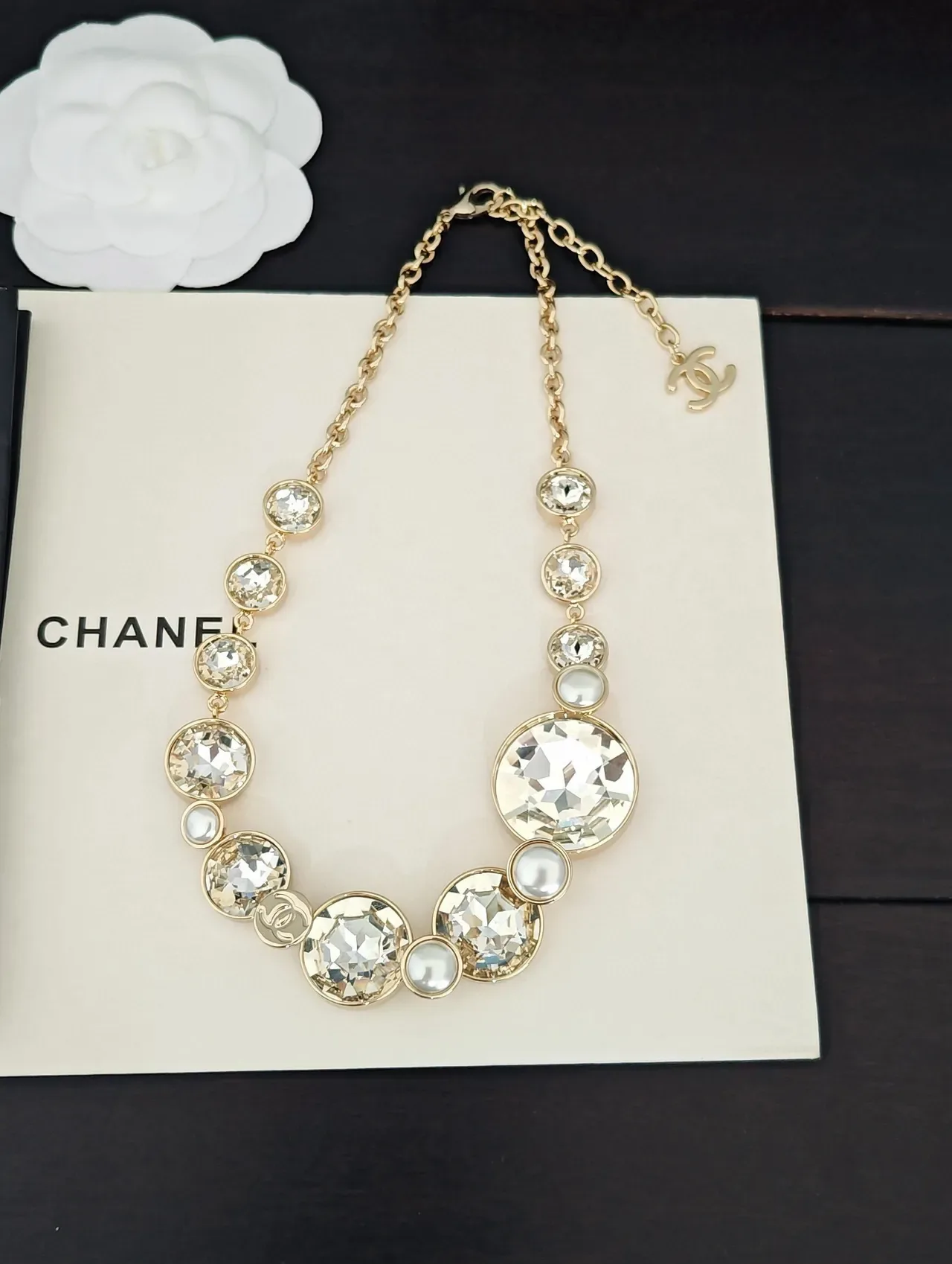 Chanel Collier Bib avec Cristaux et Perles 2