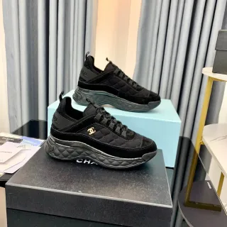 Chanel 黑色金色 绗缝上层 分层鞋底 厚底运动鞋