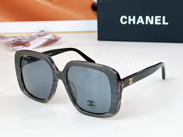Chanel 黑色 紫色 超大方框 厚醋酸纤维镜腿 太阳镜 5