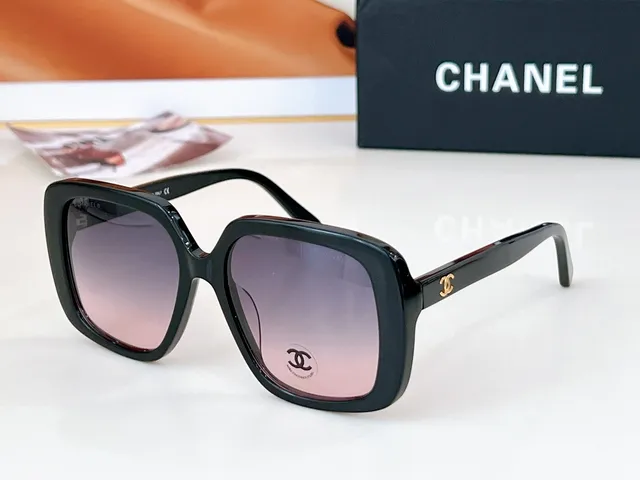 Chanel 黑色 紫色 超大方框 厚醋酸纤维镜腿 太阳镜 7