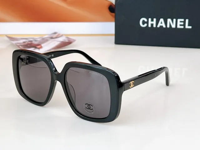 Chanel 黑色 紫色 超大方框 厚醋酸纤维镜腿 太阳镜 9