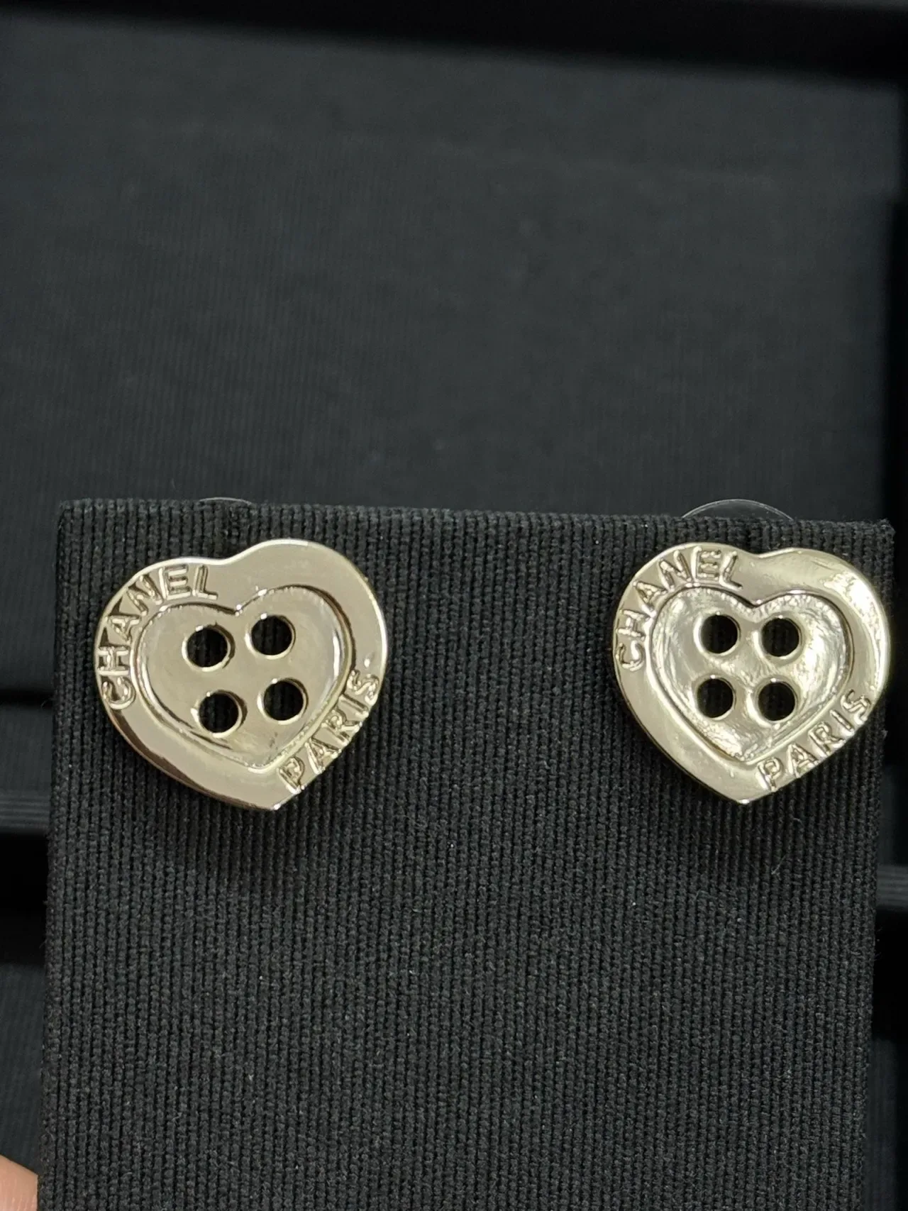 Chanel Button Silver Heart-Shaped Earrings 5