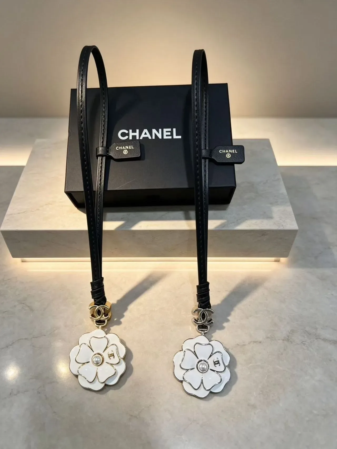 Chanel Camellia Charm Black Multicolor Enamel Pendant Pearl Center Handbag 3