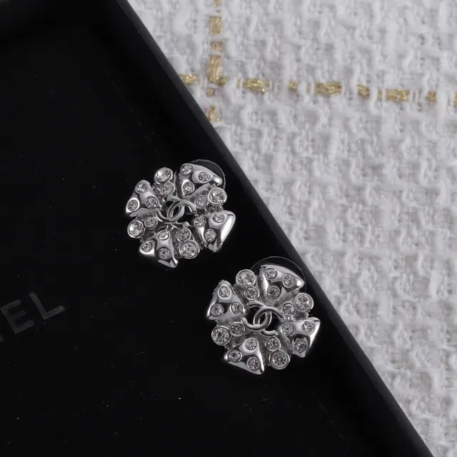 Chanel Camellia Crystal Stud Earrings 5