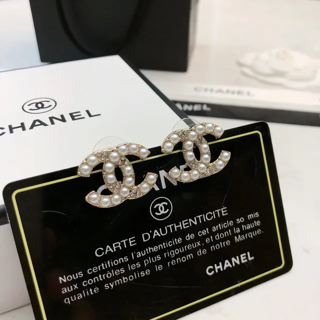 Chanel CC Broche Perle et Cristal Doré Broche 7