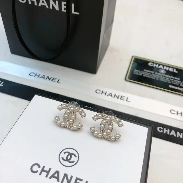 Chanel CC Broche Perle et Cristal Doré Broche 8