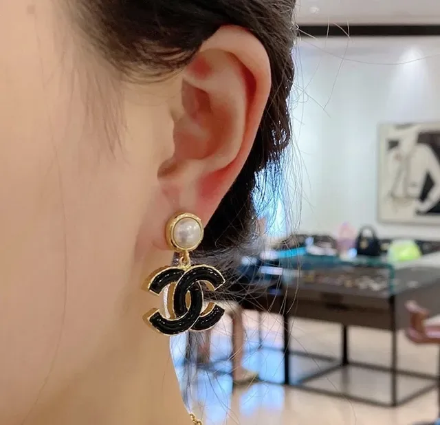 Chanel CC Drop Pink Black Interlocking Logo Enamel Finish Earrings 3