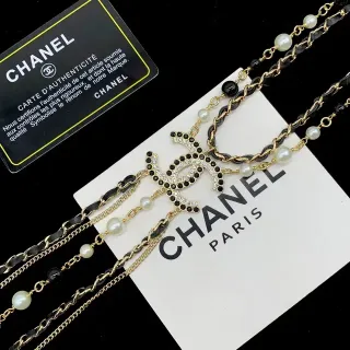 Chanel CC Logo Pearl and Chain Layered Necklace